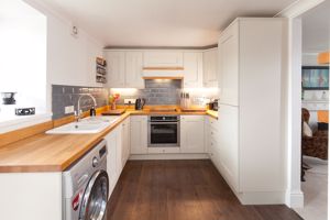 Kitchen- click for photo gallery